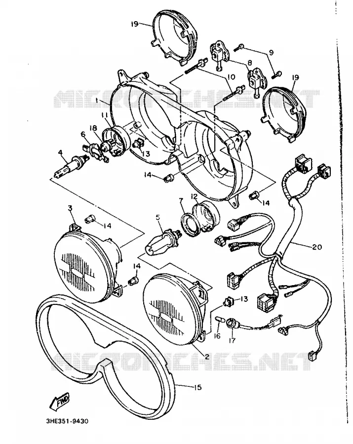 PHARE  Yamaha MOTO 600 1989 FZR  FZR600