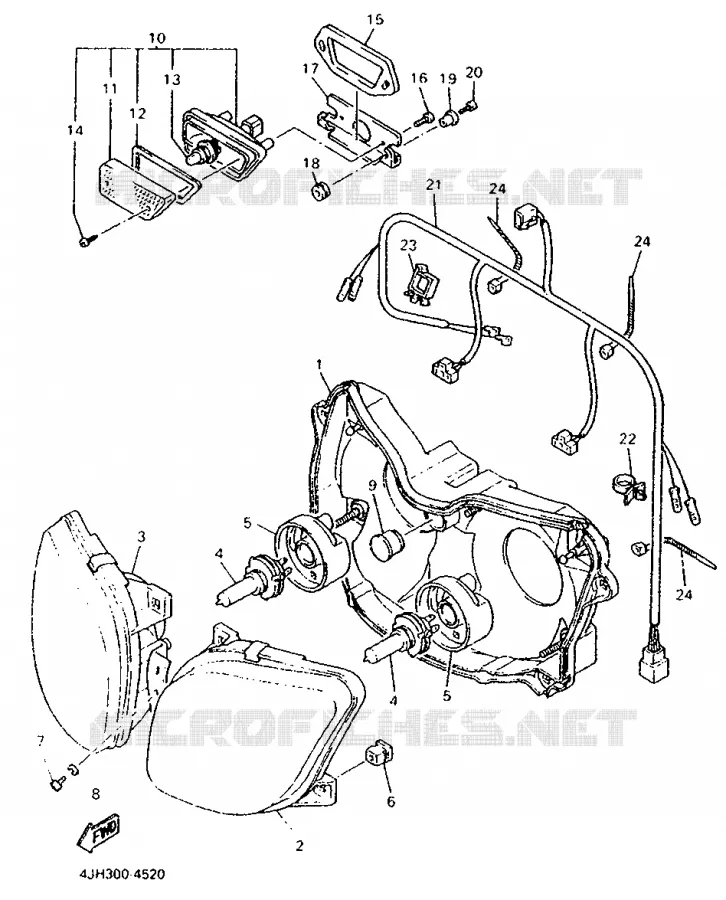 ALTERNATIVE PHARE - ITALIE Yamaha MOTO 600 1995 FZR  FZR600R