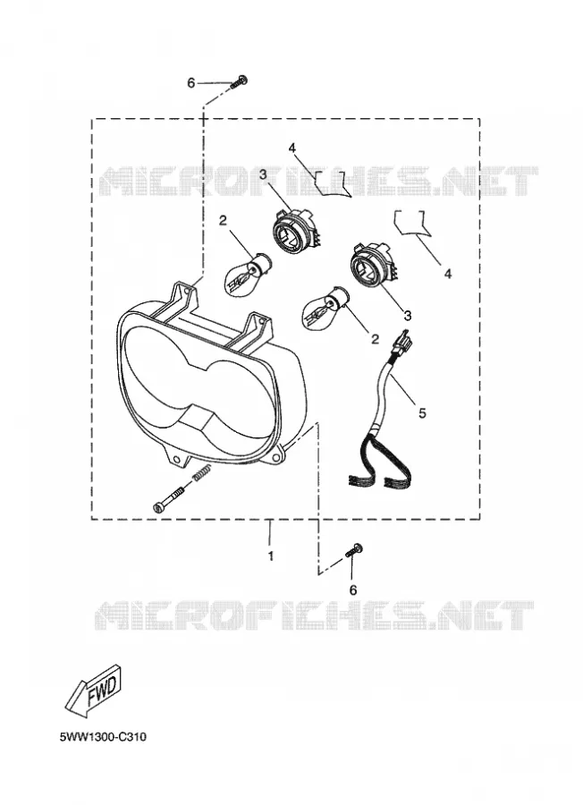PHARE  Yamaha SCOOTER 50 2015 BOOSTER  CW50