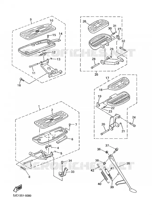 SUPPORT / REPOSE PIEDS Yamaha MOTO 1300 2000 ROYALSTAR  XVZ13TF