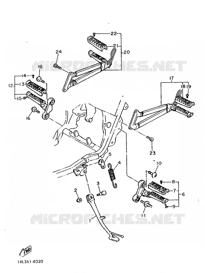 SUPPORT / REPOSE PIEDS Yamaha MOTO 600 1986 SRX  SRX600