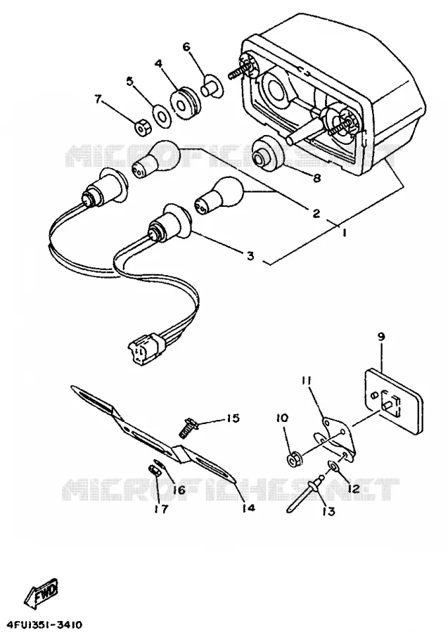 FEU ARRIERE - AUTRICHE Yamaha MOTO 125 1994 TDR  TDR125