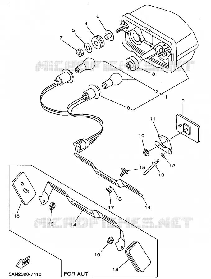FEU ARRIERE Yamaha MOTO 125 1998 TDR  TDR125