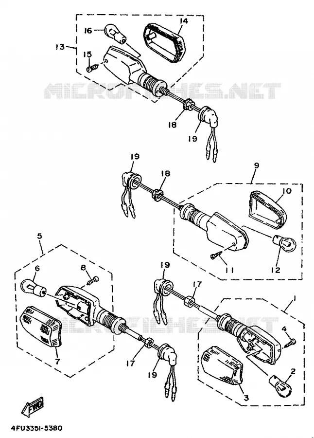 CLIGNOTANT Yamaha MOTO 125 1998 TDR  TDR125