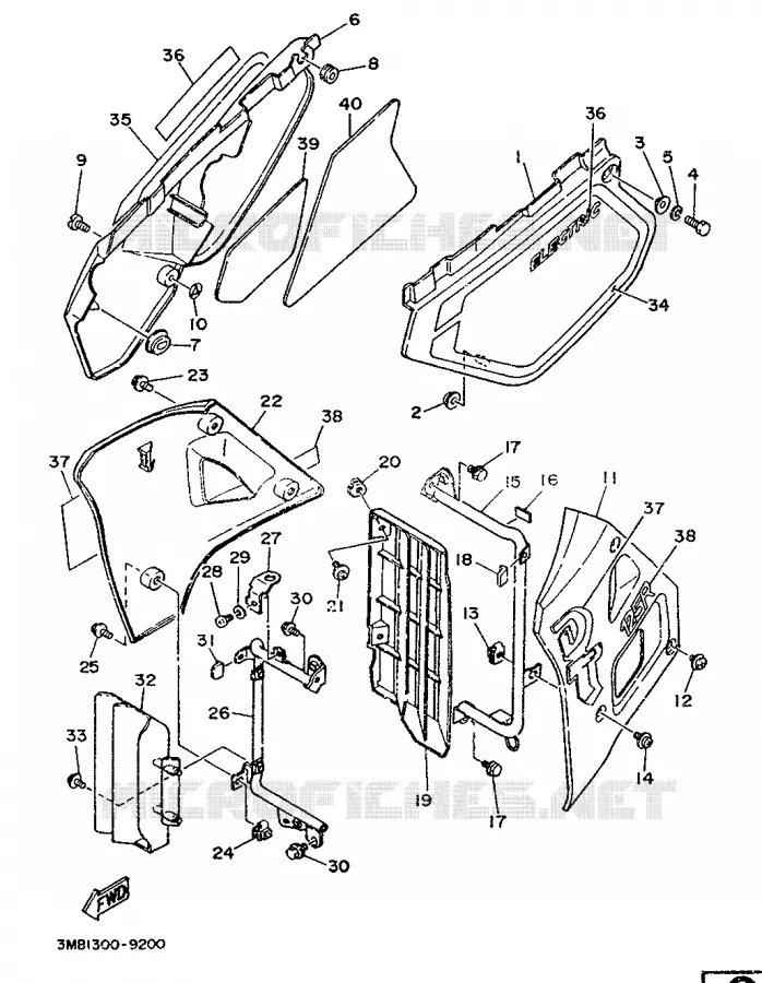 COUVERCLE LATERAL Yamaha MOTO 125 1989 DTE  DT125E