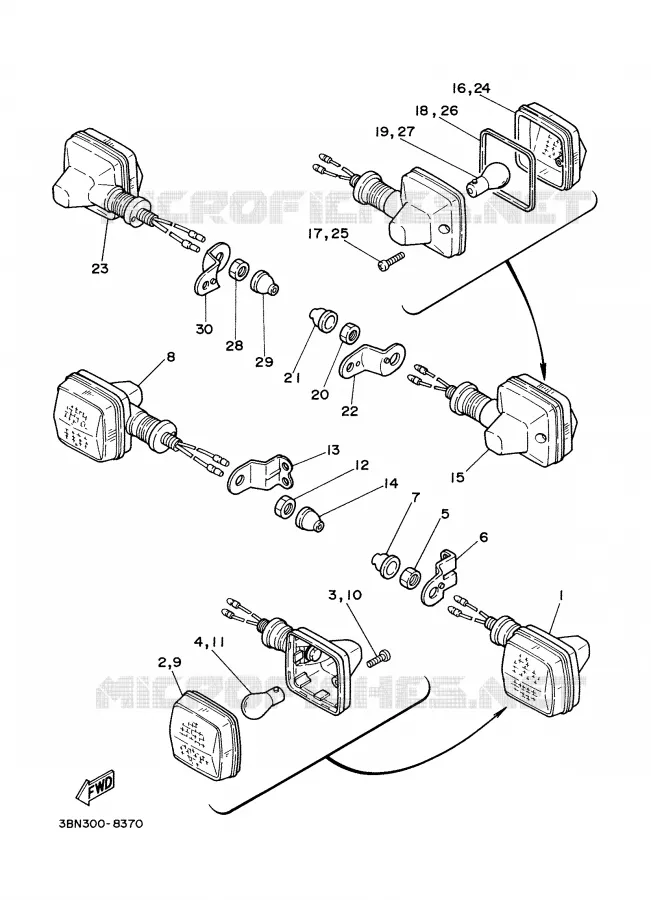 CLIGNOTANT Yamaha MOTO 125 2002 DTR  DT125R