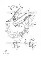 BEQUILLE / REPOSE PIEDS pour Yamaha MAJESTY 2005