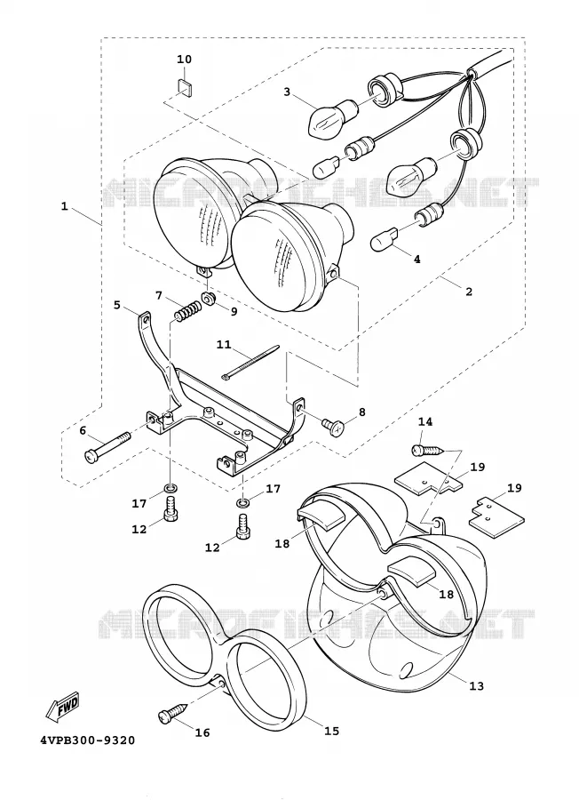 PHARE  Yamaha SCOOTER 100 2001 BOOSTER  YW100E