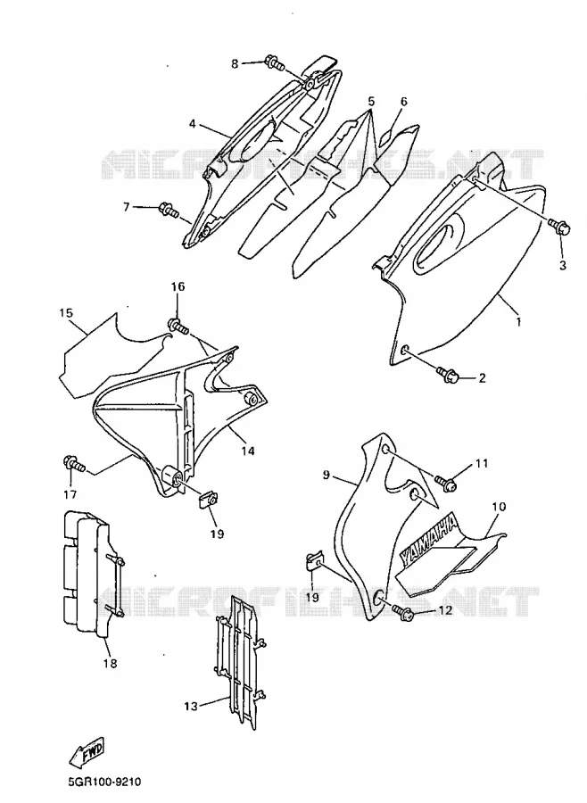 COUVERCLE LATERAL Yamaha MOTO 400 1999 YZF  YZ400F